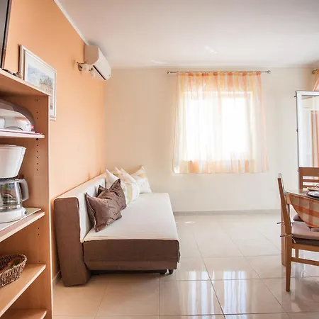 By The Sea Necujam, Solta - 13726 Apartament *